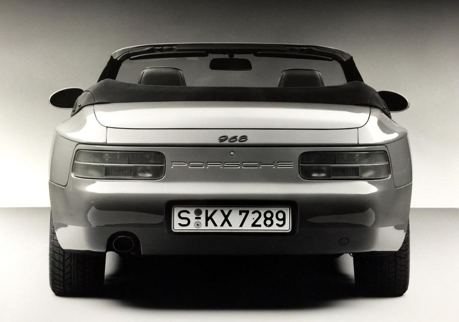  Porsche 968 Cabriolet 1991 года  (фото 10 из 15)